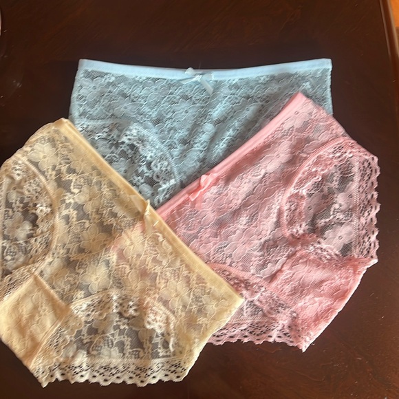 Other - Ladies sexy floral lace panties